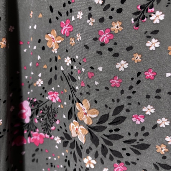 Investments NWOT lined chiffon skirt - Picture 3 of 10